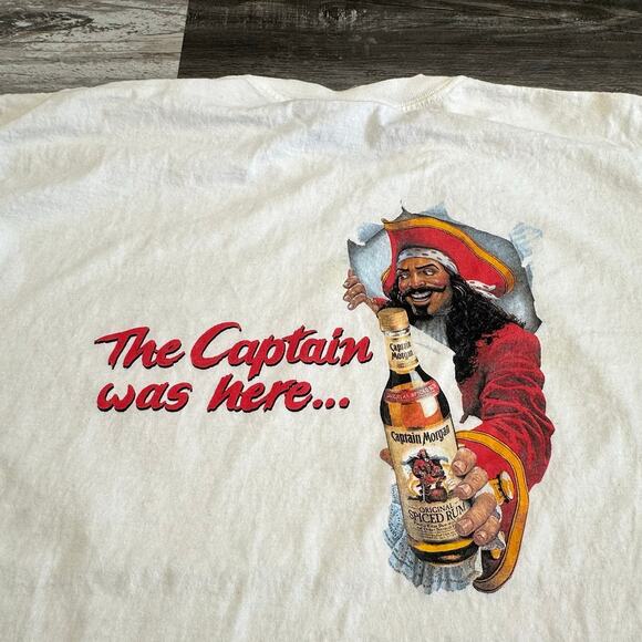 Vintage Y2k Captain Morgan Rum White Mens XL The Captain Was Here Pirate T-Shirt - Picture 1 of 9